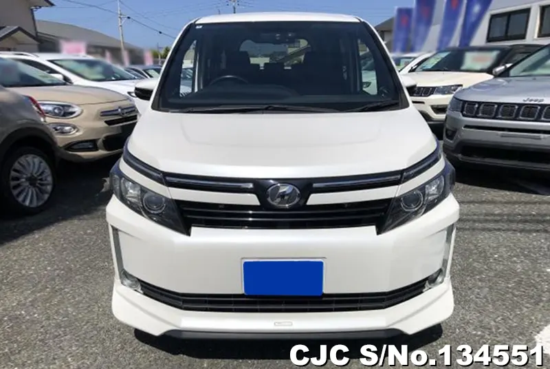 2014 Toyota / Voxy Stock No. 134551