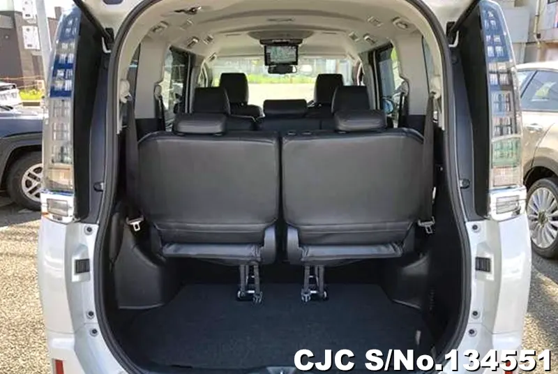 2014 Toyota / Voxy Stock No. 134551