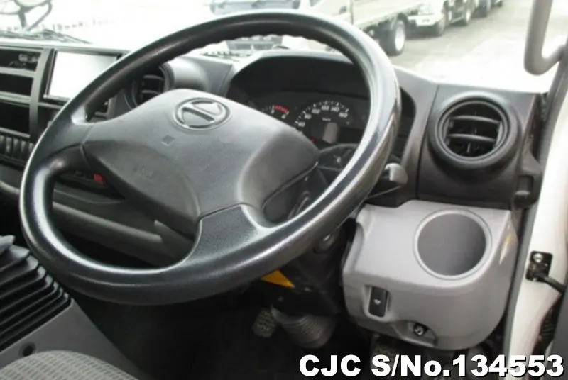 2018 Hino / Dutro Stock No. 134553