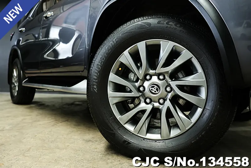 2021 Toyota / Fortuner Stock No. 134558