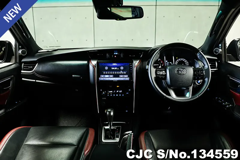 2021 Toyota / Fortuner Stock No. 134559