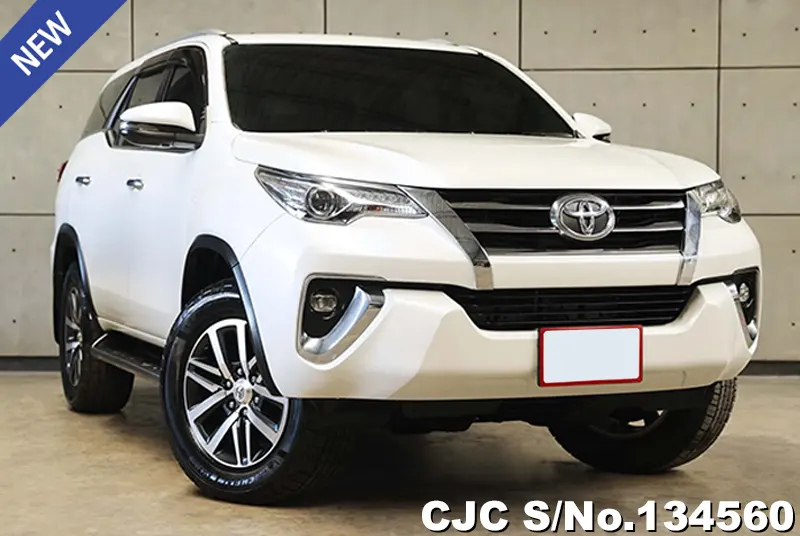 2019 Toyota / Fortuner Stock No. 134560