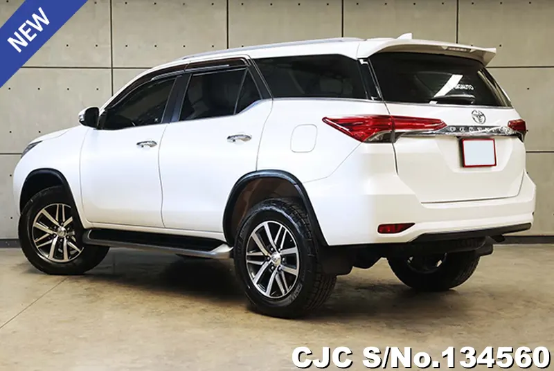 2019 Toyota / Fortuner Stock No. 134560