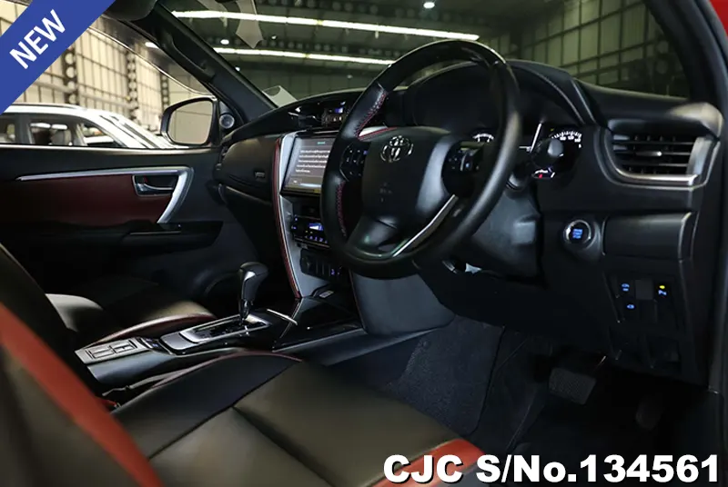 2021 Toyota / Fortuner Stock No. 134561