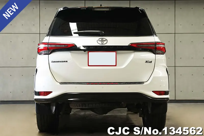 2021 Toyota / Fortuner Stock No. 134562
