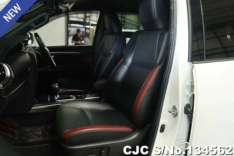 2021 Toyota / Fortuner Stock No. 134562