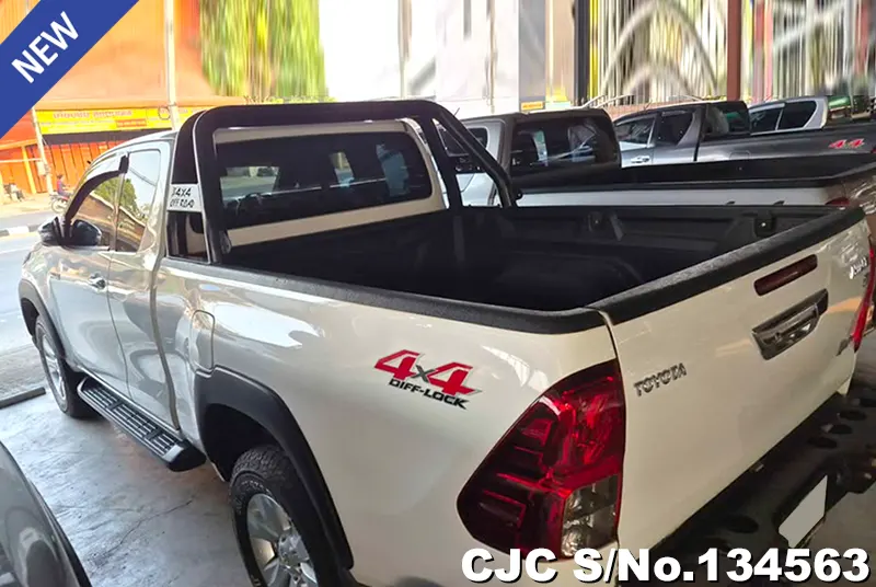 2018 Toyota / Hilux / Revo Stock No. 134563