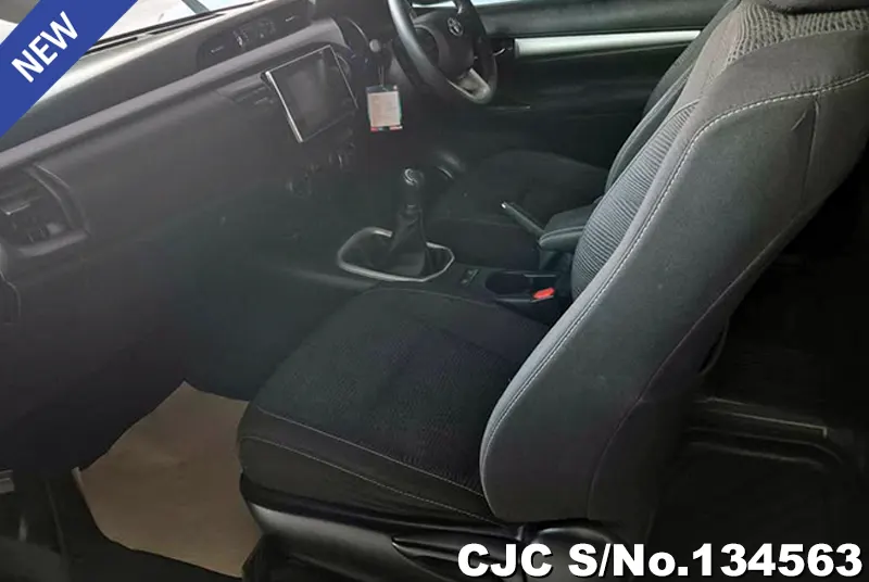2018 Toyota / Hilux / Revo Stock No. 134563