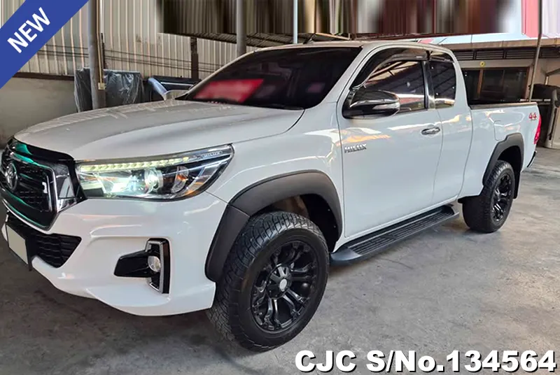 2017 Toyota / Hilux / Revo Stock No. 134564