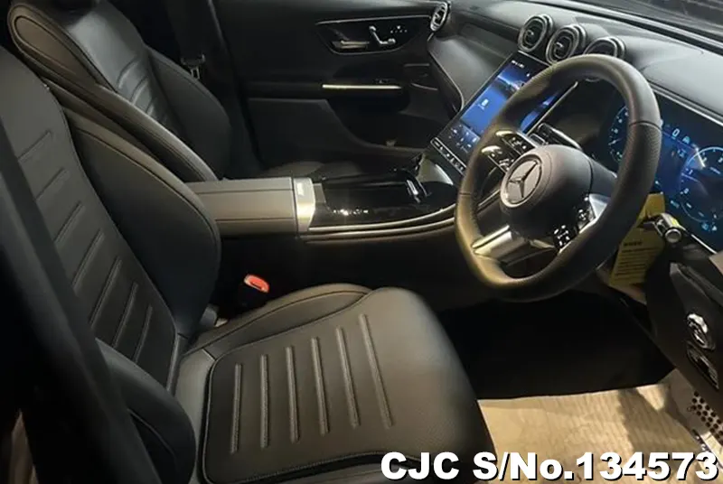 2025 Mercedes Benz / GLC Class Stock No. 134573