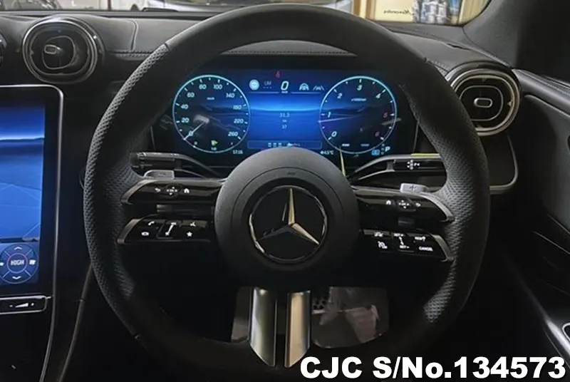 2025 Mercedes Benz / GLC Class Stock No. 134573