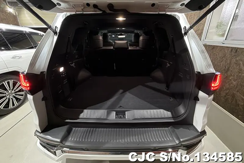 2023 Lexus / LX 600 Stock No. 134585