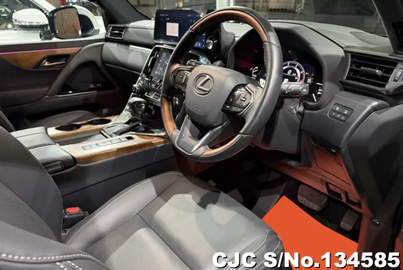 2023 Lexus / LX 600 Stock No. 134585