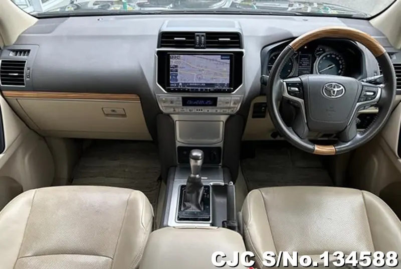 2020 Toyota / Land Cruiser Prado Stock No. 134588