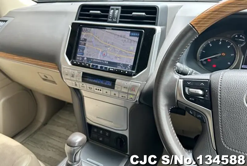 2020 Toyota / Land Cruiser Prado Stock No. 134588