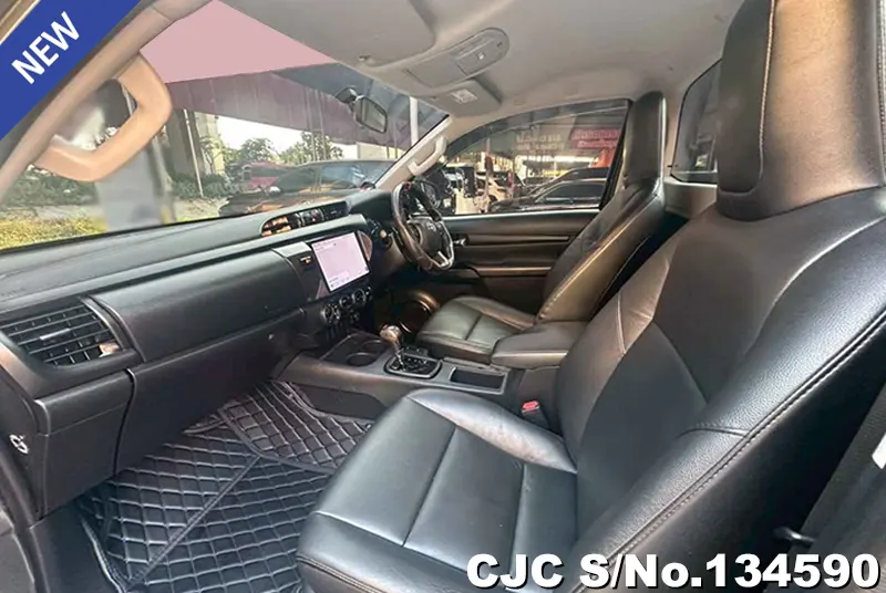 2022 Toyota / Hilux / Revo Stock No. 134591