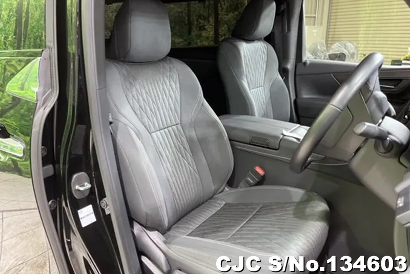 2025 Toyota / Alphard Stock No. 134603