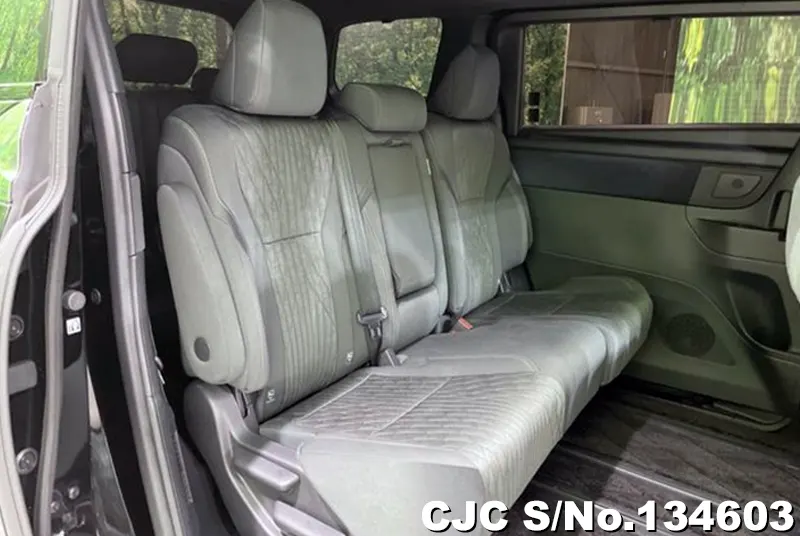 2025 Toyota / Alphard Stock No. 134603