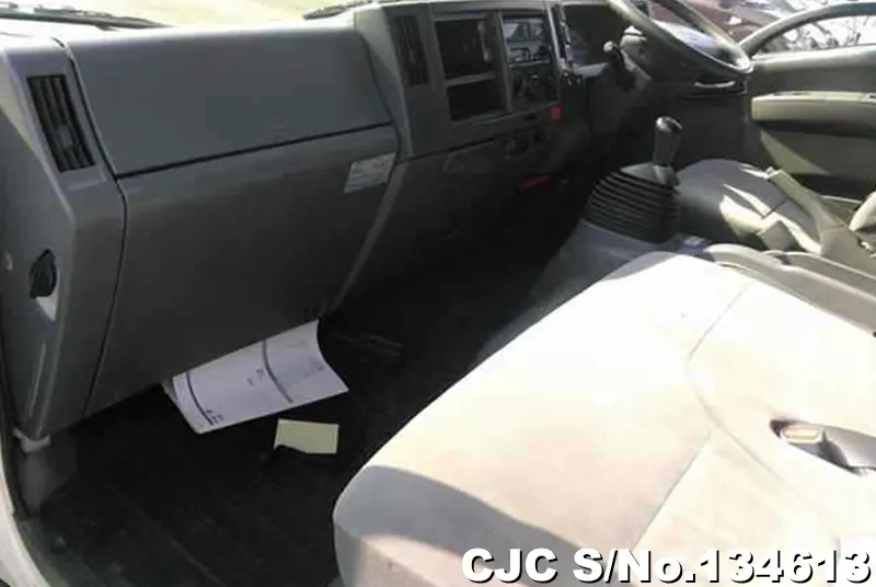 2013 Isuzu / Elf Stock No. 134613