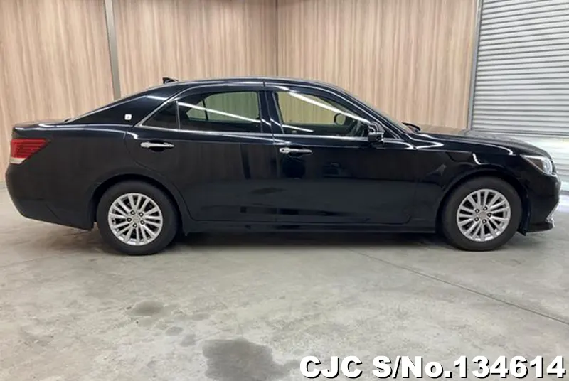 2016 Toyota / Crown Stock No. 134614