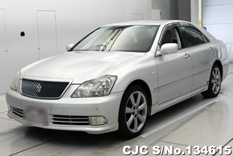 2004 Toyota / Crown Stock No. 134615