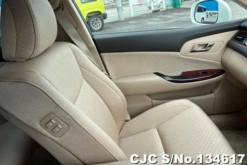 2009 Toyota / Crown Stock No. 134617