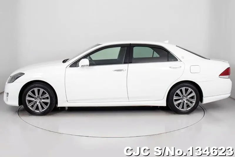 2011 Toyota / Crown Stock No. 134623