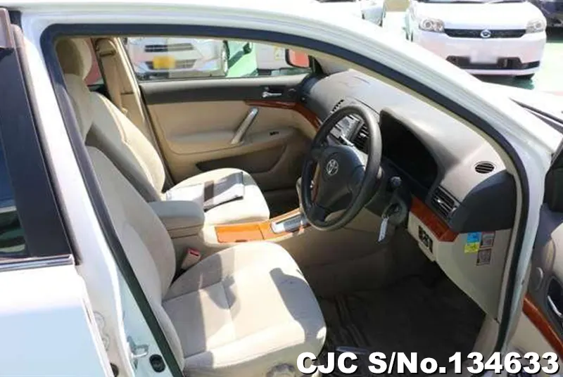 2005 Toyota / Premio Stock No. 134633