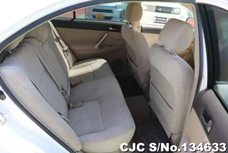 2005 Toyota / Premio Stock No. 134633