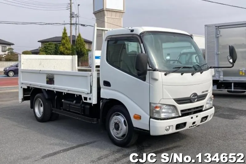 2014 Hino / Dutro Stock No. 134652