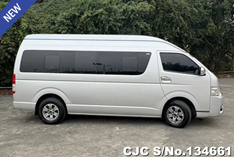 2015 Toyota / Hiace / Commuter Stock No. 134661