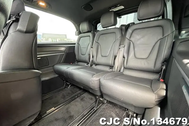 2021 Mercedes Benz / V Class Stock No. 134679