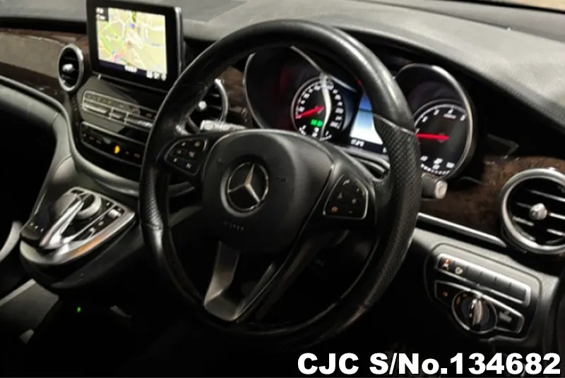 2019 Mercedes Benz / V Class Stock No. 134682