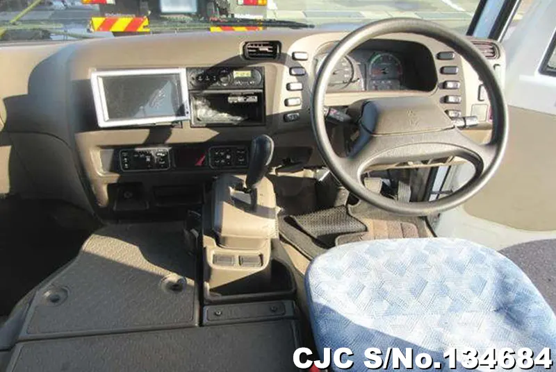 2017 Mitsubishi / Rosa Stock No. 134684