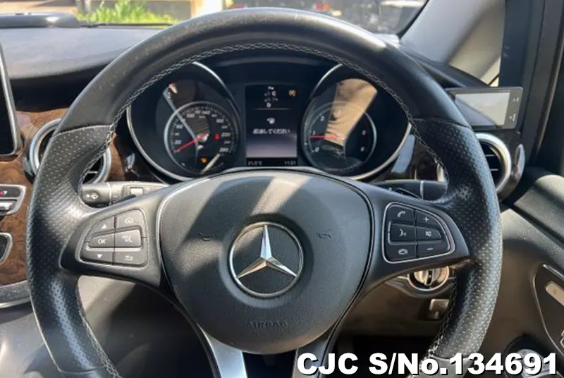2016 Mercedes Benz / V Class Stock No. 134691