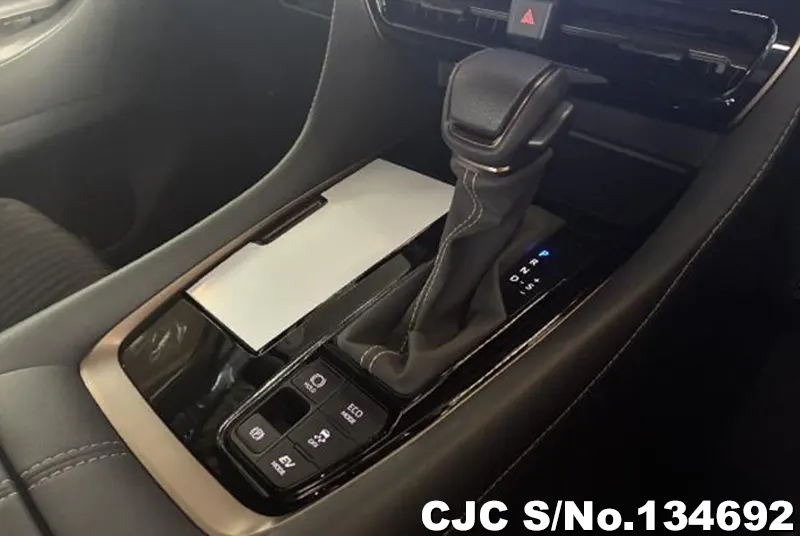2025 Toyota / Alphard Stock No. 134692
