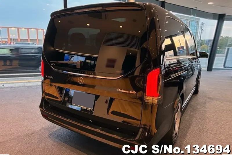 2025 Mercedes Benz / V Class Stock No. 134694