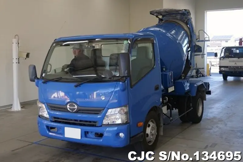 2016 Hino / Dutro Stock No. 134695