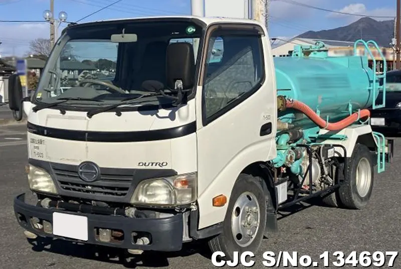 2011 Hino / Dutro Stock No. 134697