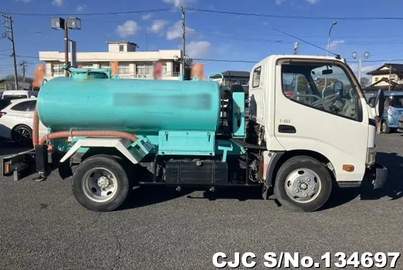 2011 Hino / Dutro Stock No. 134697