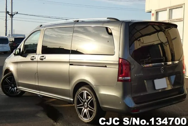 2022 Mercedes Benz / V Class Stock No. 134700