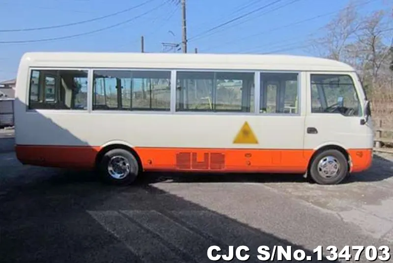 2010 Mitsubishi / Rosa Stock No. 134703