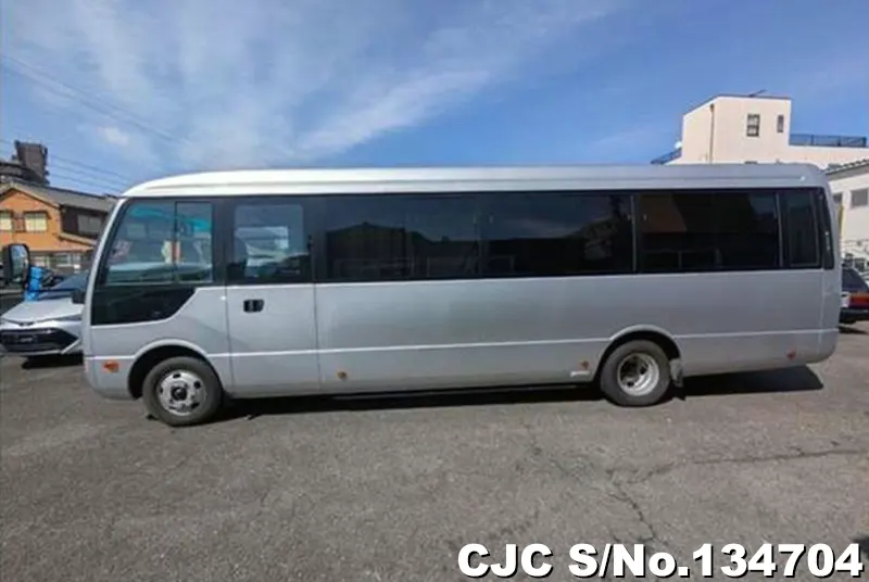 2017 Mitsubishi / Rosa Stock No. 134704