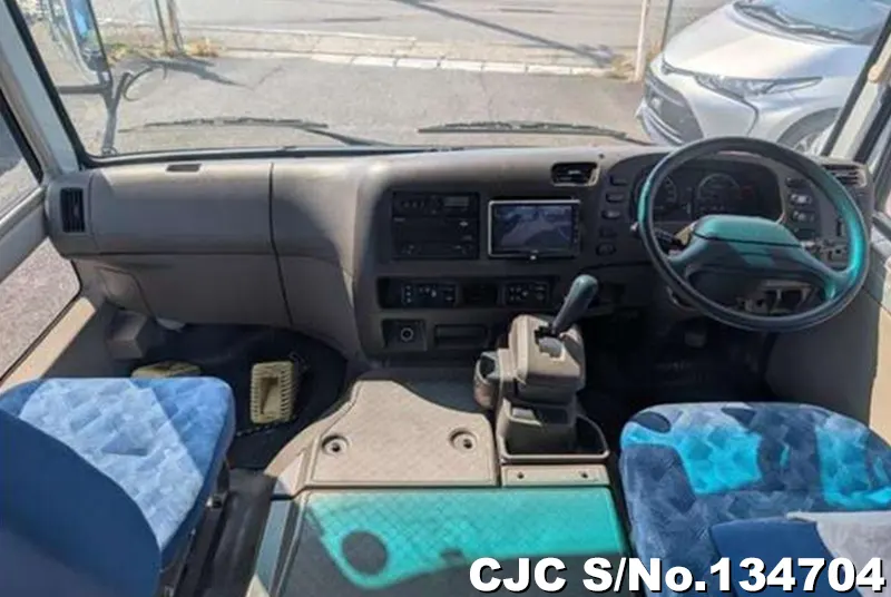 2017 Mitsubishi / Rosa Stock No. 134704