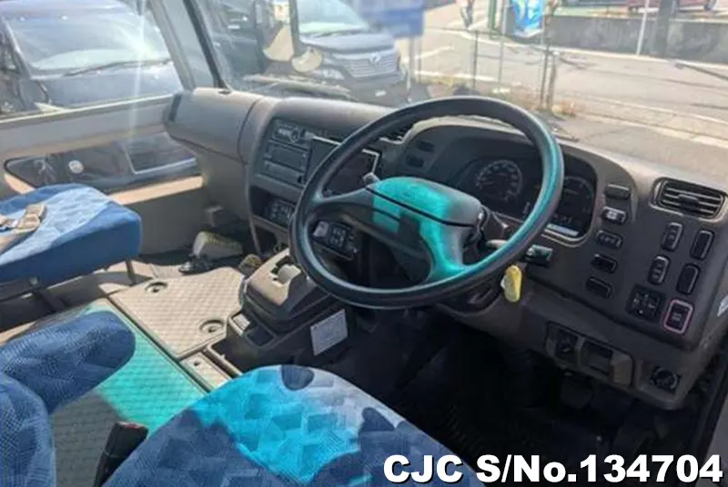 2017 Mitsubishi / Rosa Stock No. 134704