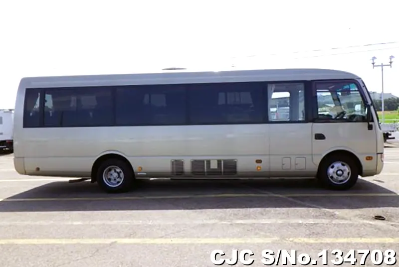 2017 Mitsubishi / Rosa Stock No. 134708