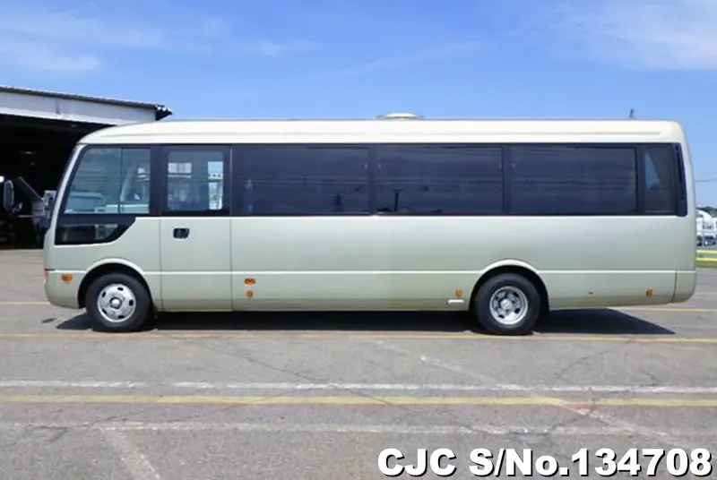 2017 Mitsubishi / Rosa Stock No. 134708