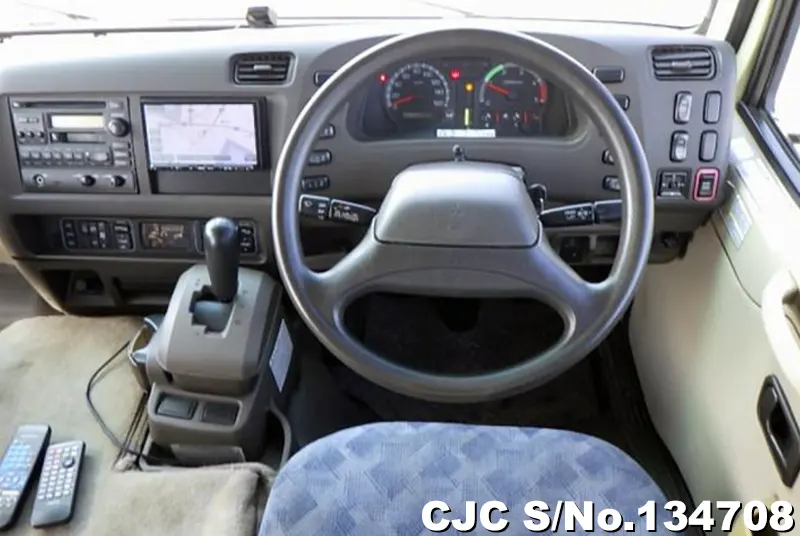 2017 Mitsubishi / Rosa Stock No. 134708