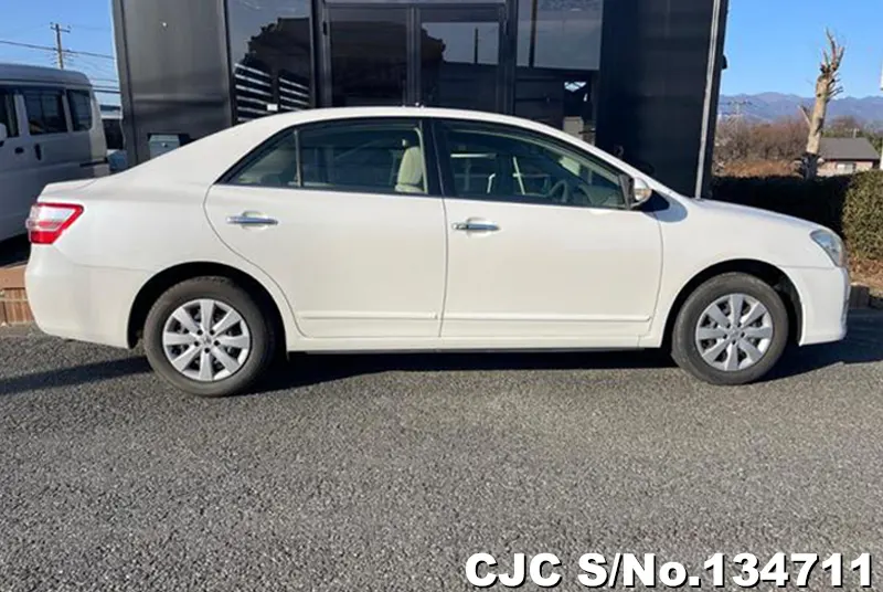 2011 Toyota / Premio Stock No. 134711