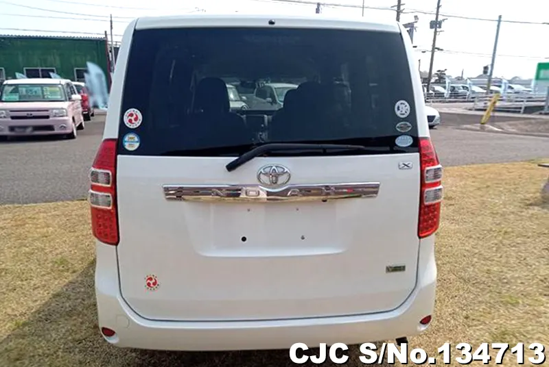 2011 Toyota / Noah Stock No. 134713